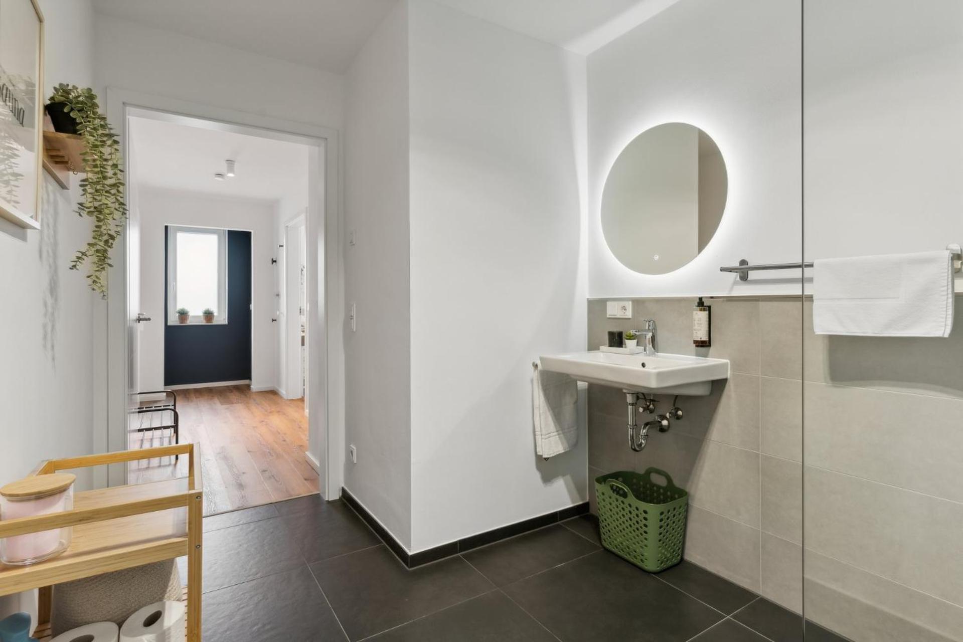 Deluxe Apartment In Bielefeld City Mit Parkplatz Und Balkon 外观 照片