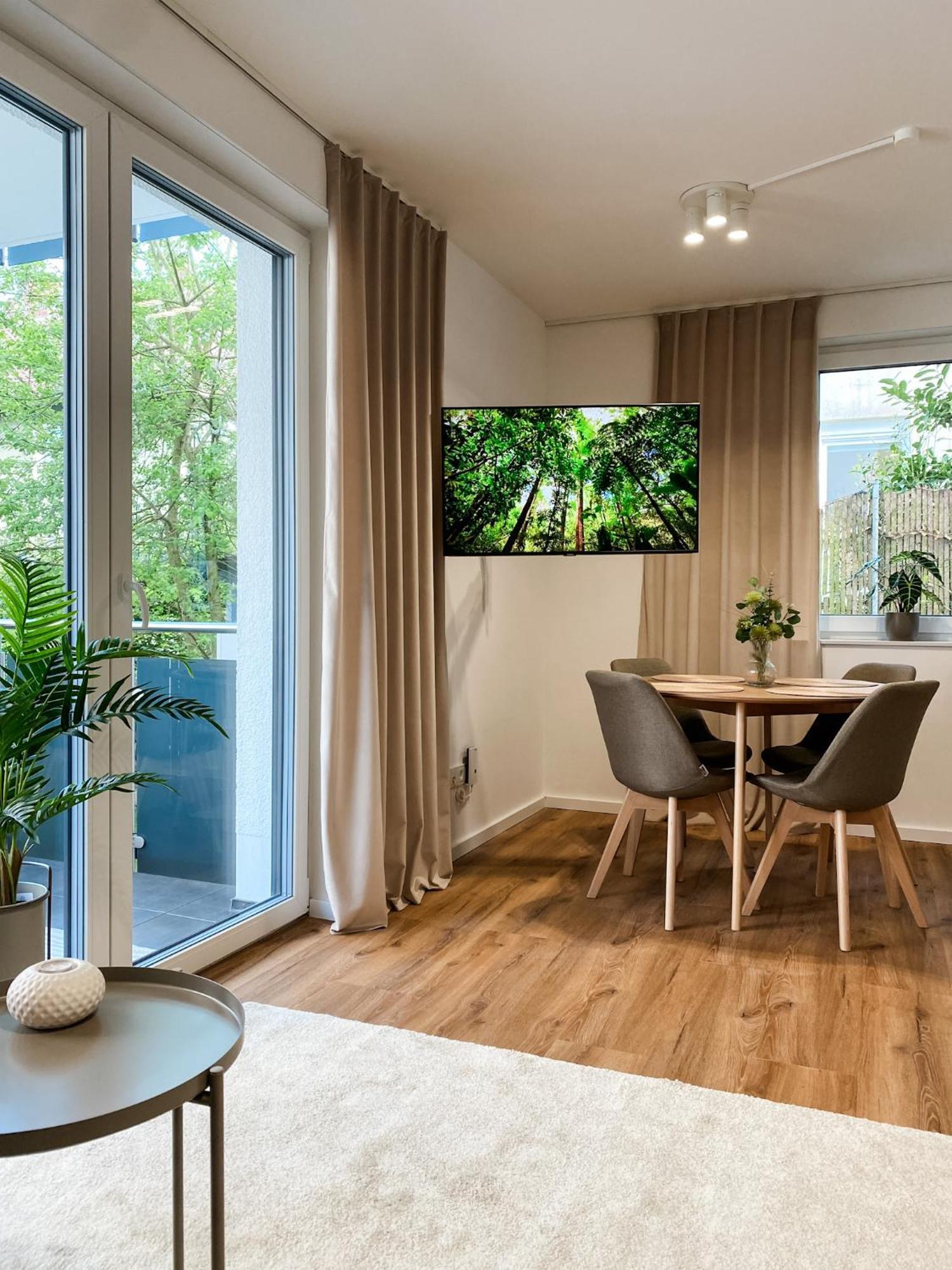 Deluxe Apartment In Bielefeld City Mit Parkplatz Und Balkon 外观 照片